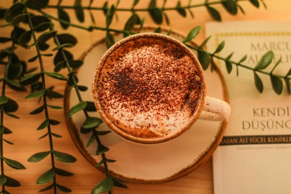 How can women in the UK stay stylish on a budget?